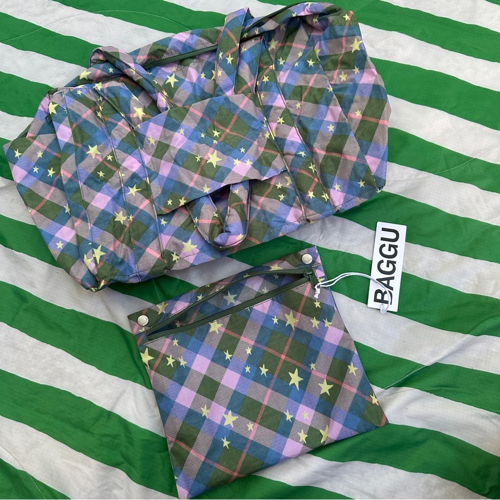 BAGGU small carry on cloud in star plaid